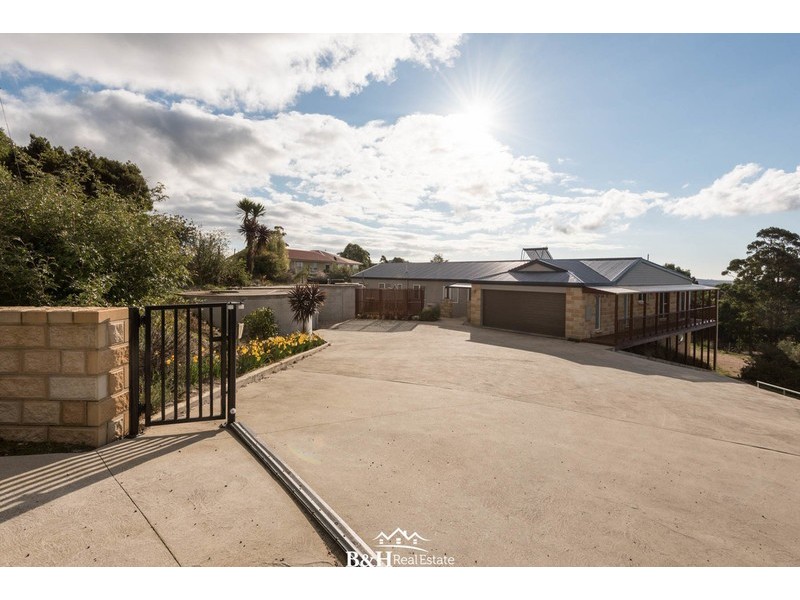 300 Grandview Drive, South Spreyton TAS 7310