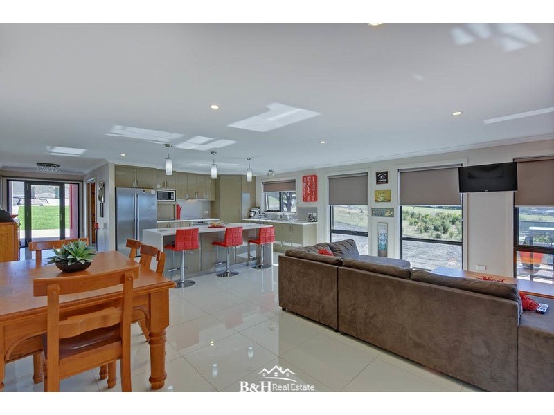 48 Allegra Drive, Heybridge TAS 7316