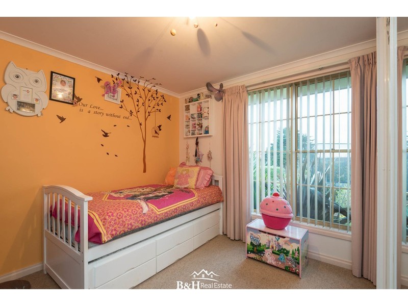 95 White Hills Road, Penguin TAS 7316