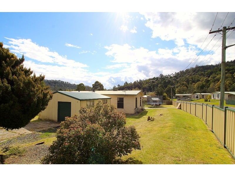24 Beech Drive, Rosebery TAS 7470