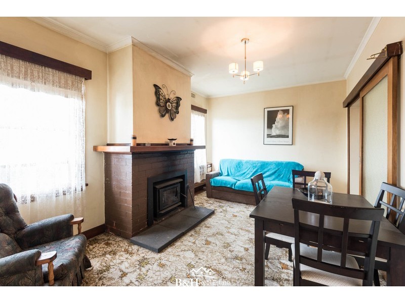 77 Bass Highway, Somerset TAS 7322