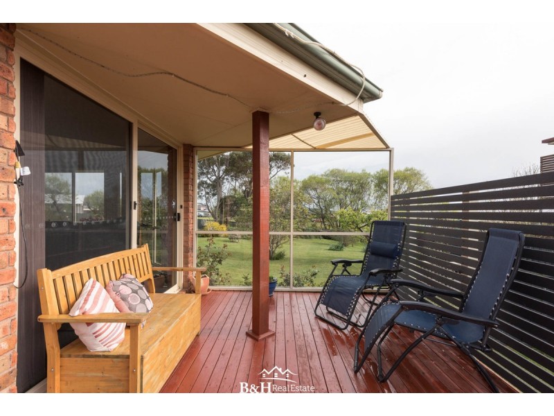 16 Seabreeze Avenue, Sulphur Creek TAS 7316
