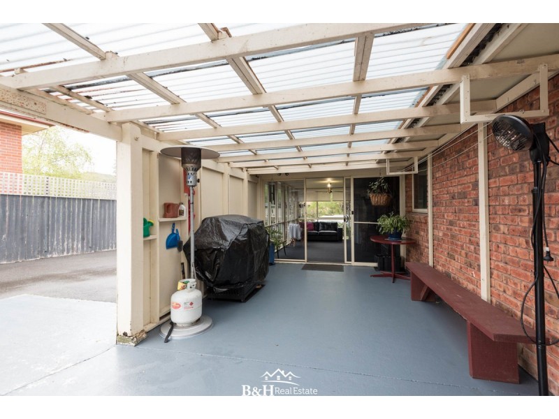 16 Seabreeze Avenue, Sulphur Creek TAS 7316