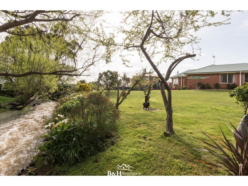 16 Seabreeze Avenue, Sulphur Creek TAS 7316