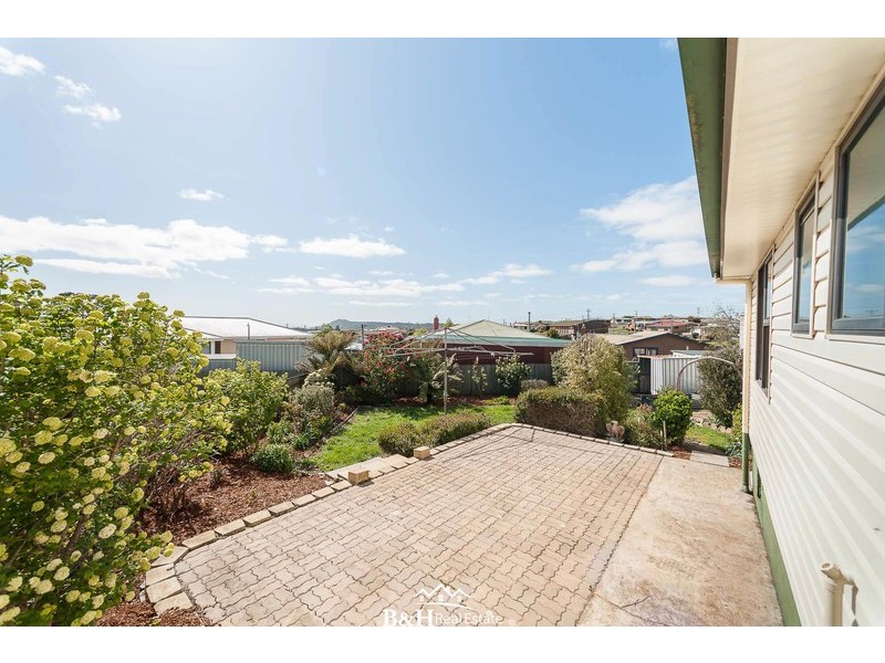9 Tilley Street, Acton TAS 7320