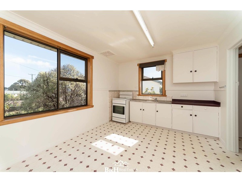 9 Tilley Street, Acton TAS 7320