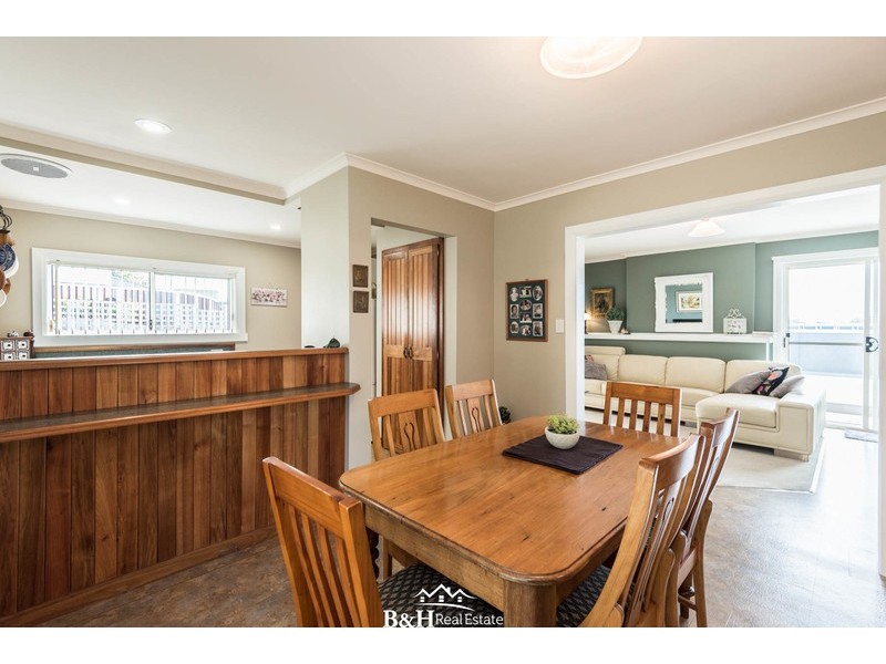 32 Amherst Street, West Ulverstone TAS 7315