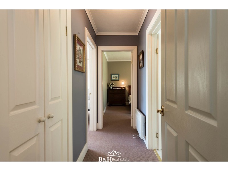 32 Amherst Street, West Ulverstone TAS 7315