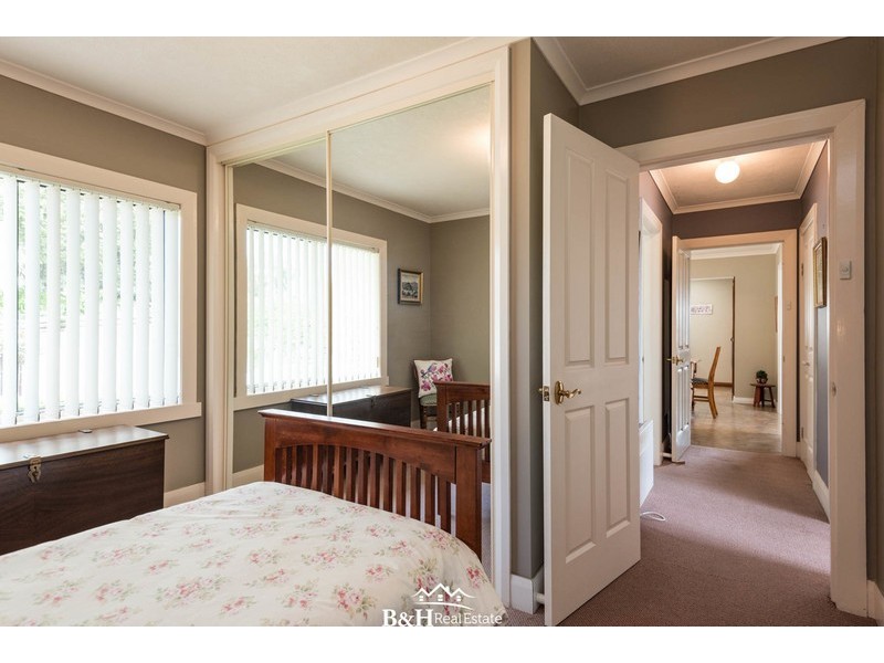 32 Amherst Street, West Ulverstone TAS 7315