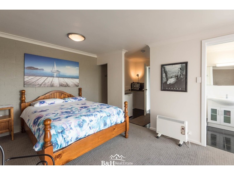 32 Amherst Street, West Ulverstone TAS 7315