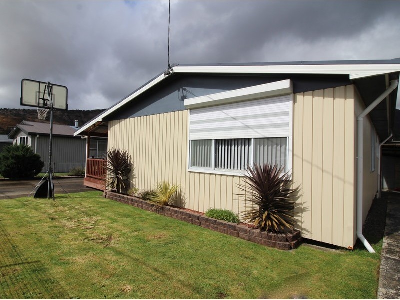 14 Sedgewick Street, Queenstown TAS 7467