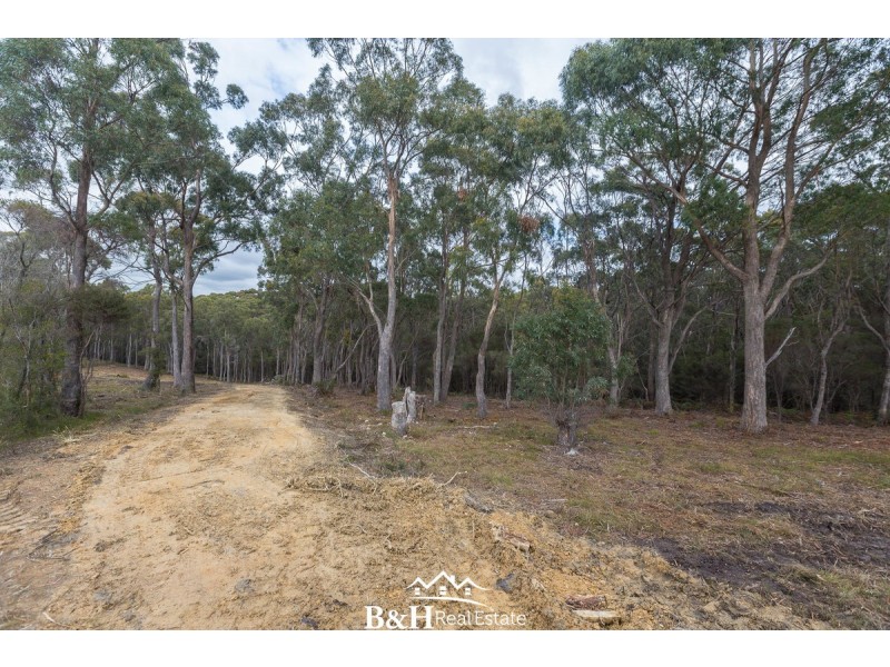 82 Allegra Drive, Heybridge TAS 7316