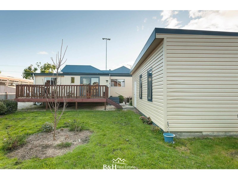 51 Saunders Street, Wynyard TAS 7325