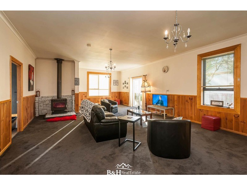 51 Saunders Street, Wynyard TAS 7325