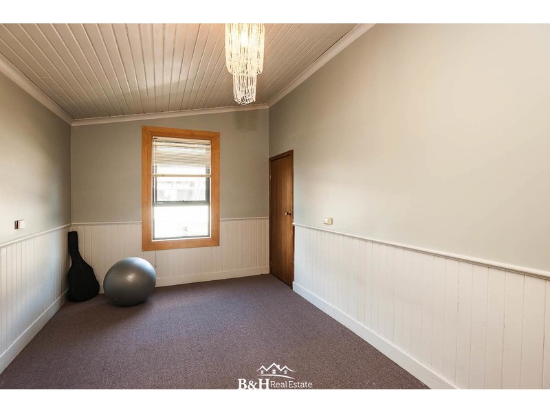 51 Saunders Street, Wynyard TAS 7325
