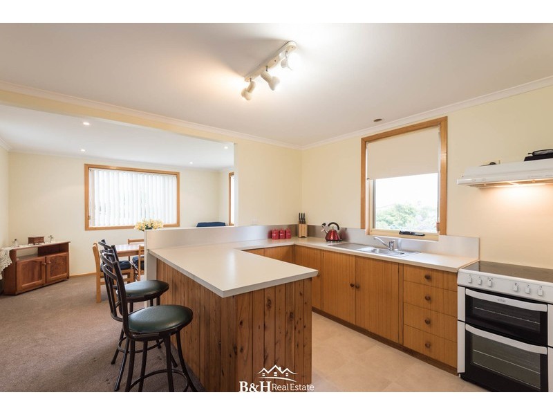 6 Kent Avenue, Acton TAS 7320