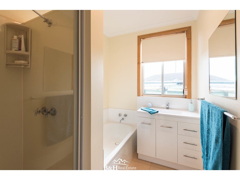 6 Kent Avenue, Acton TAS 7320