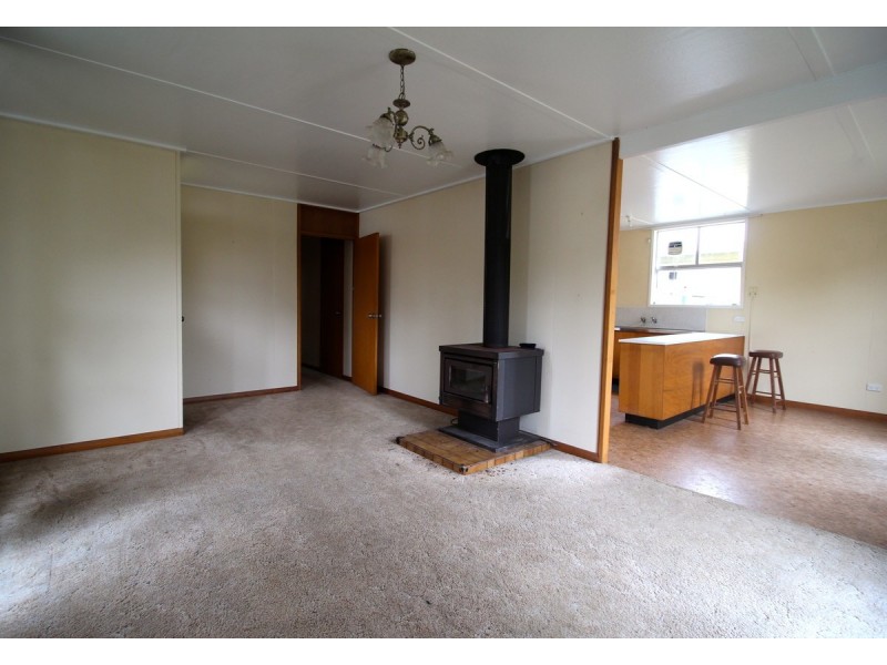 1 Waratah Drive, Rosebery TAS 7470