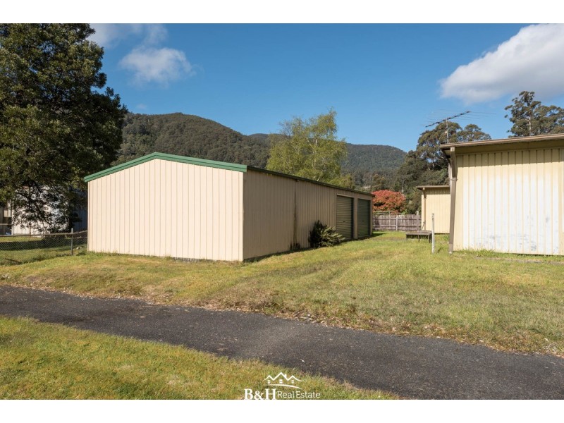 1 Waratah Drive, Rosebery TAS 7470