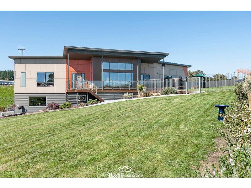 66 Lennah Drive, Wynyard TAS 7325