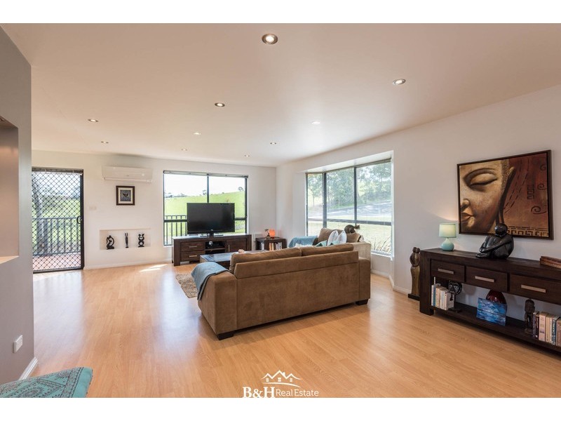 1 Ramsden Street, Somerset TAS 7322