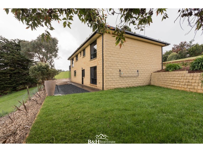 1 Ramsden Street, Somerset TAS 7322