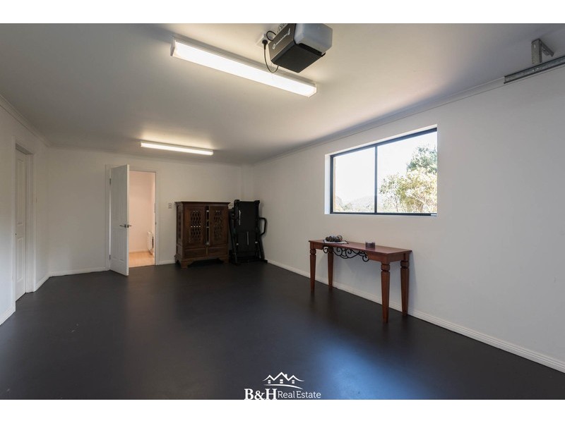 1 Ramsden Street, Somerset TAS 7322