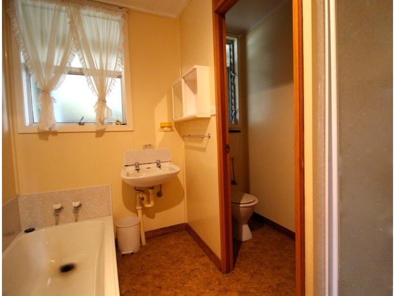 . Baillieu Street & Waratah Drive, Rosebery TAS 7470