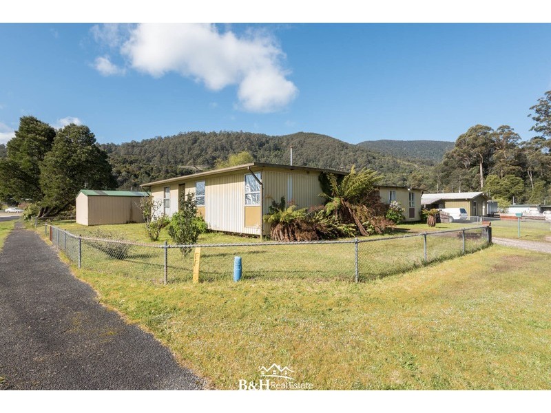 . Baillieu Street & Waratah Drive, Rosebery TAS 7470