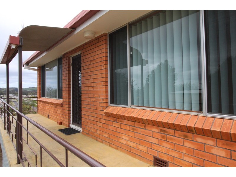 2/24 Malakoff Street, Somerset TAS 7322