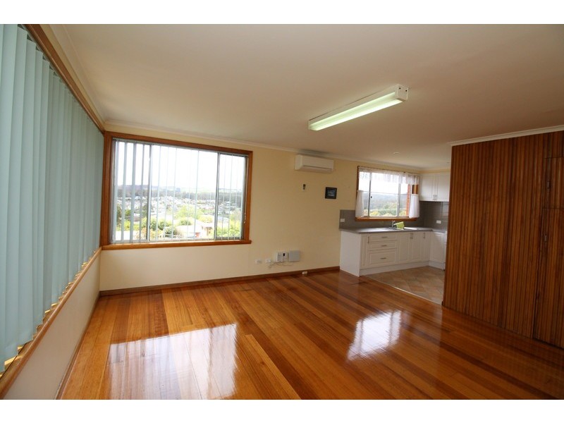 2/24 Malakoff Street, Somerset TAS 7322