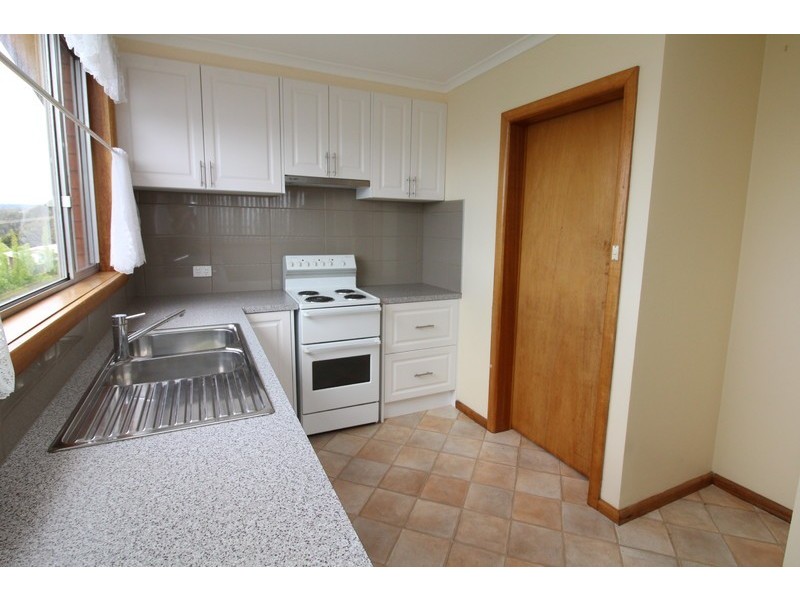 2/24 Malakoff Street, Somerset TAS 7322