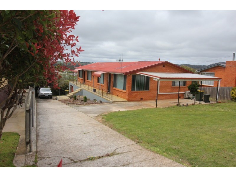 2/24 Malakoff Street, Somerset TAS 7322