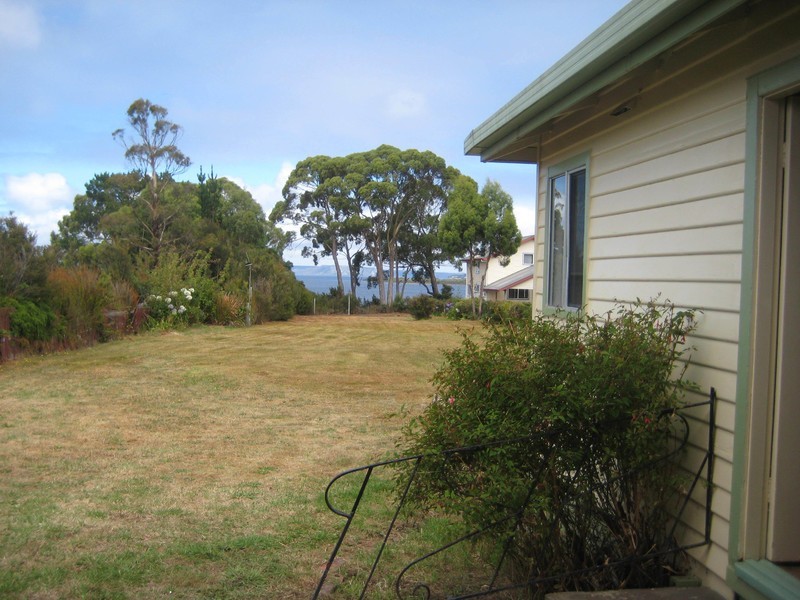 9 Innes Street, Strahan TAS 7468