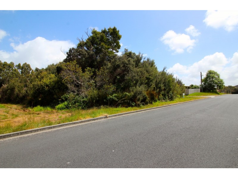 32 Frazer Street, Strahan TAS 7468