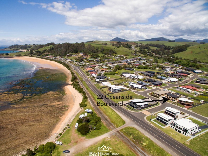 22 Oceanside Boulevard, Sulphur Creek TAS 7316