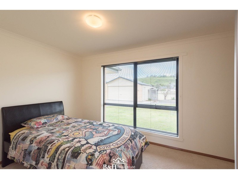22 Oceanside Boulevard, Sulphur Creek TAS 7316