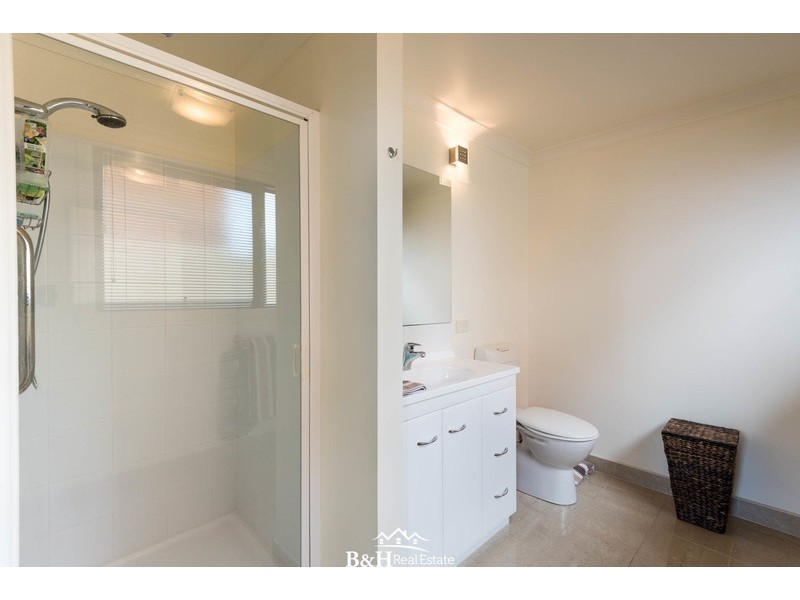 22 Oceanside Boulevard, Sulphur Creek TAS 7316