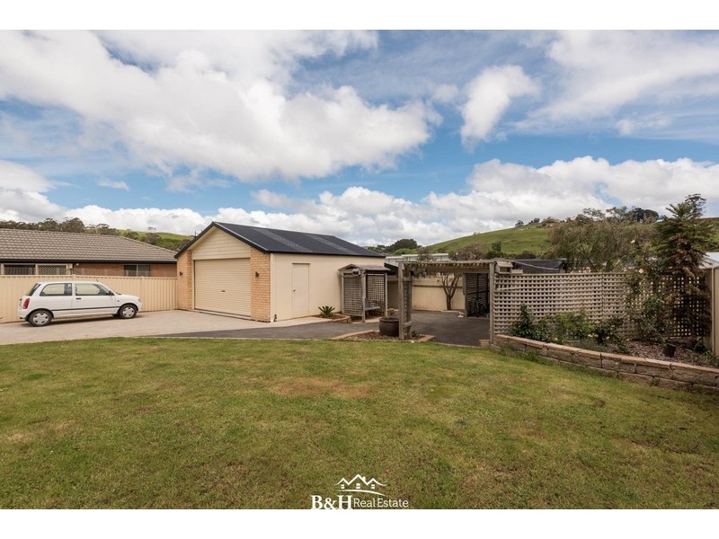 22 Oceanside Boulevard, Sulphur Creek TAS 7316