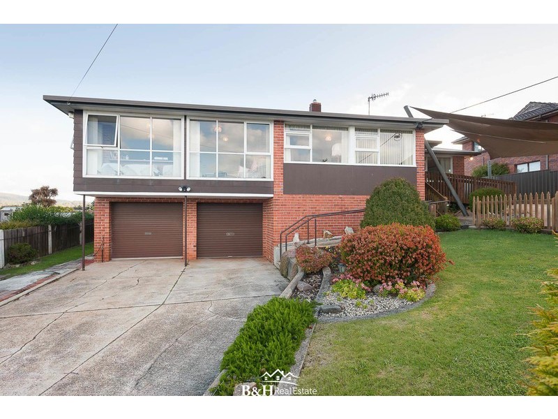 1 Gilmour Crescent, Somerset TAS 7322
