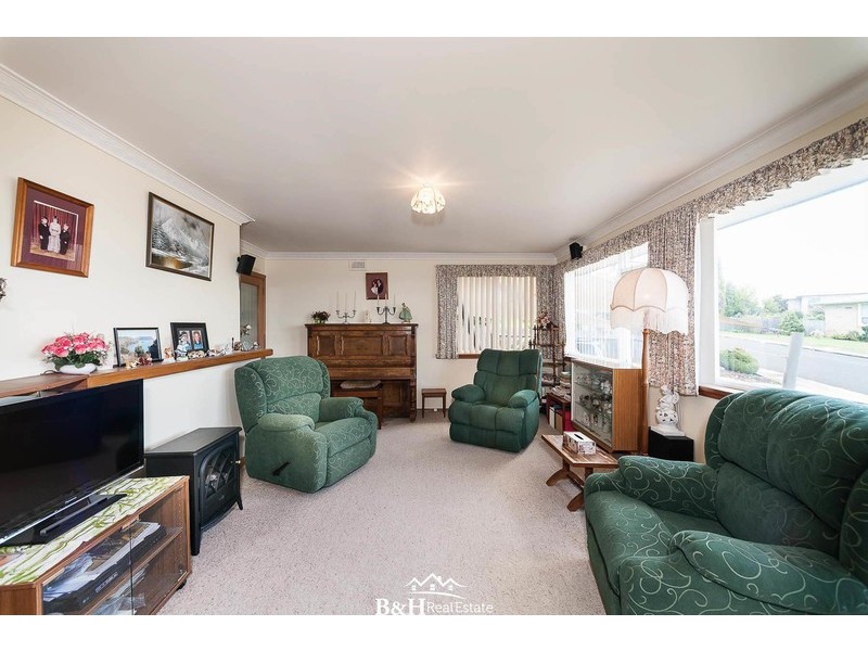 1 Gilmour Crescent, Somerset TAS 7322
