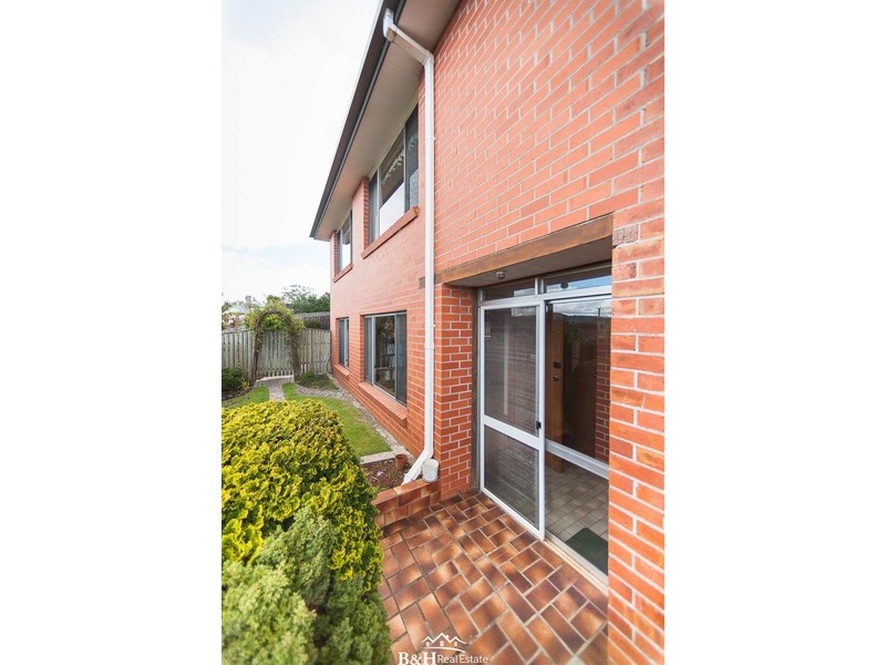 1 Gilmour Crescent, Somerset TAS 7322
