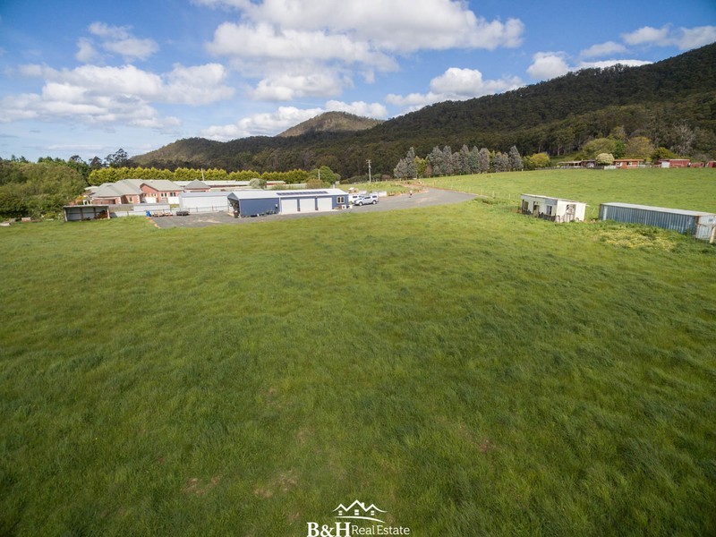 15 Isaac Road, Penguin TAS 7316