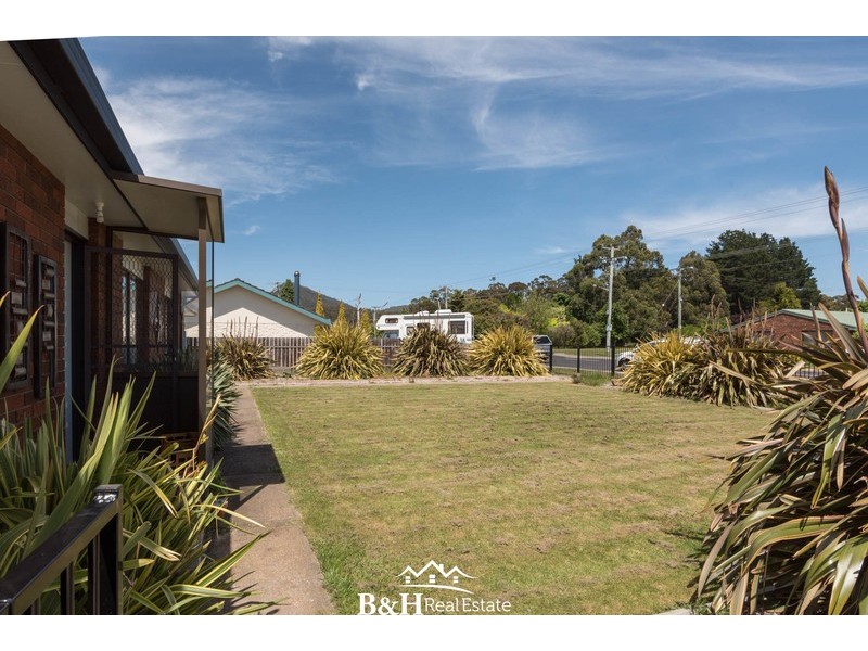 97 South Road, Penguin TAS 7316