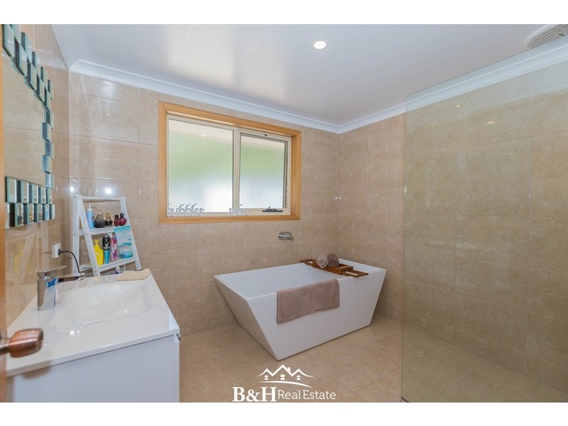 526 Back Cam Road, Somerset TAS 7322