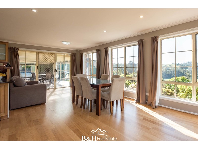 70 Lakeside Drive, Acacia Hills TAS 7306