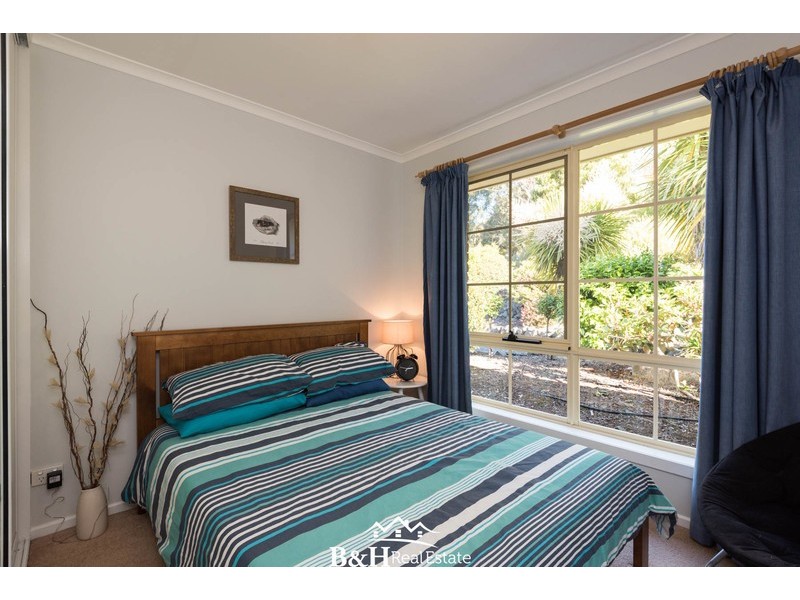 70 Lakeside Drive, Acacia Hills TAS 7306