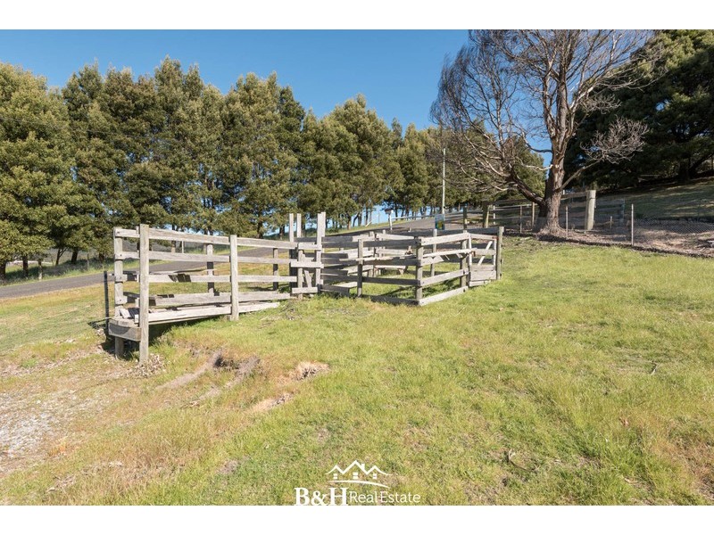 70 Lakeside Drive, Acacia Hills TAS 7306