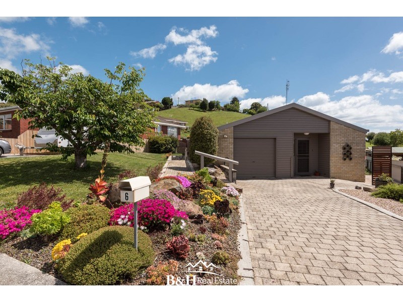 6 Kywong Crescent, West Ulverstone TAS 7315
