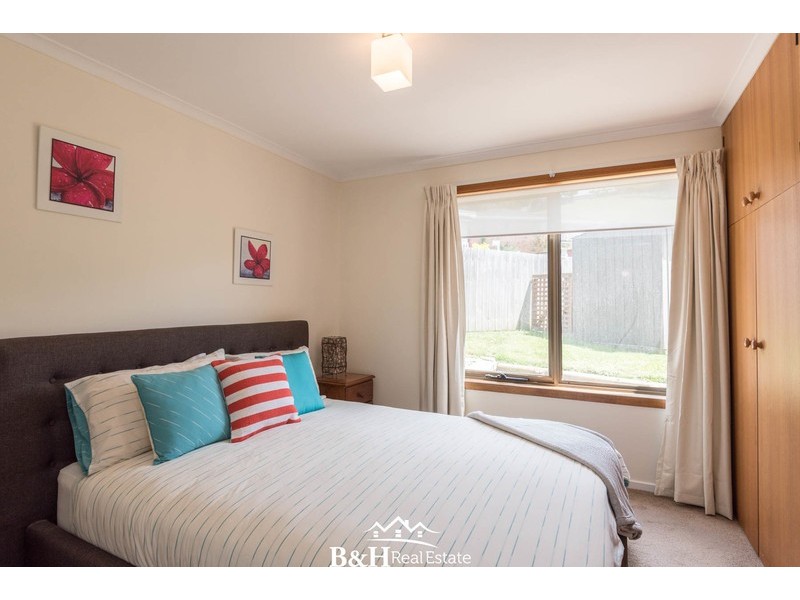 6 Kywong Crescent, West Ulverstone TAS 7315